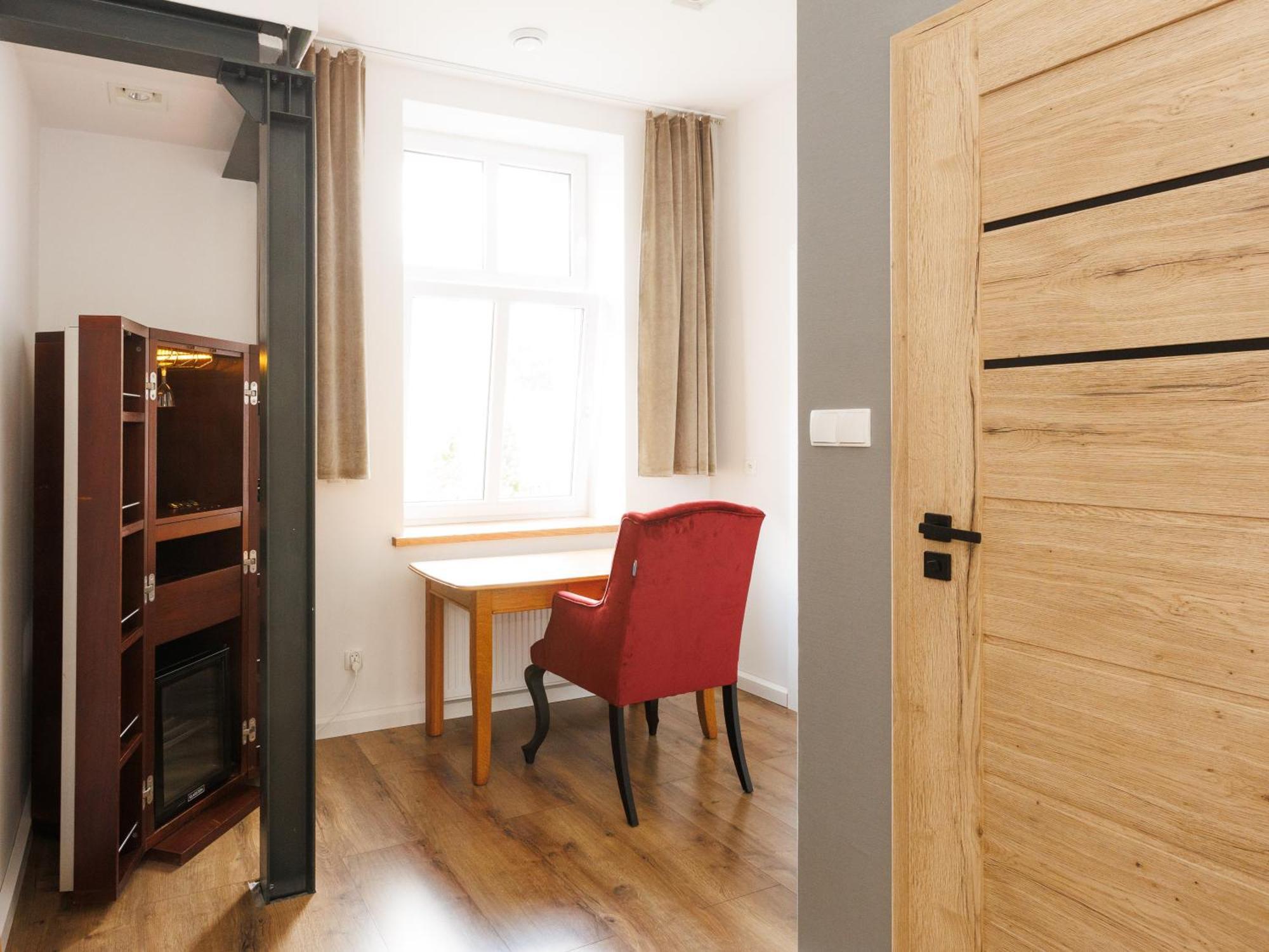 Apartamenty Vilda Познань Экстерьер фото